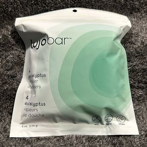 NIB Lujo bar eucalyptus shower steamers.